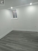 146 Sandyshores Dr in Brampton, ON - Building Photo - Building Photo