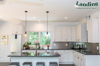 1084 Sanders Ave SE-Unit -Unit B.1203681 in Atlanta, GA - Building Photo - Building Photo