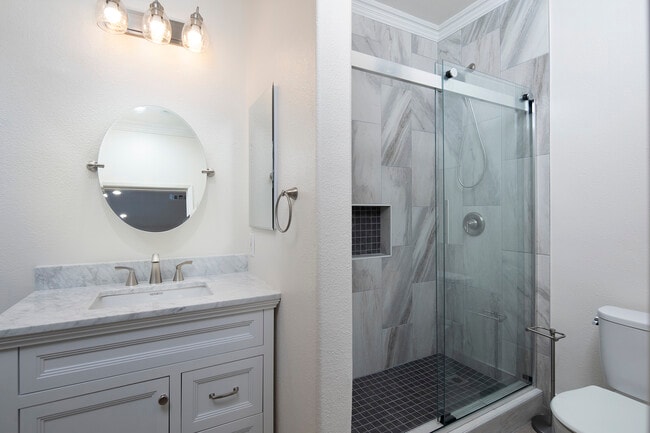 property at 3514 Caminito El Rincon