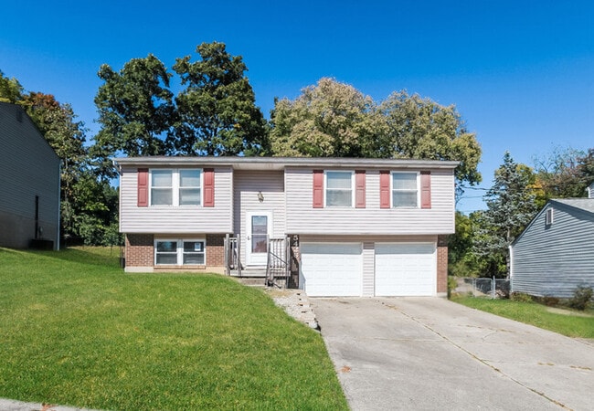 property at 5426 Boutique Ct