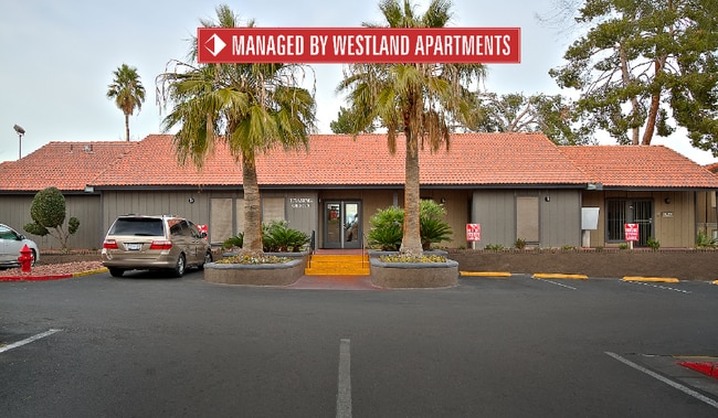 1750 Karen Ave in Las Vegas, NV - Building Photo - Building Photo