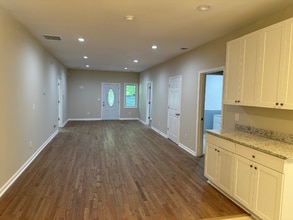 6366 Park St in Union City, GA - Building Photo - Building Photo