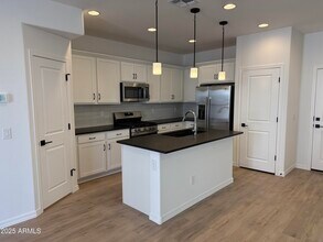 1223 W Sparrow Dr in Queen Creek, AZ - Building Photo - Building Photo