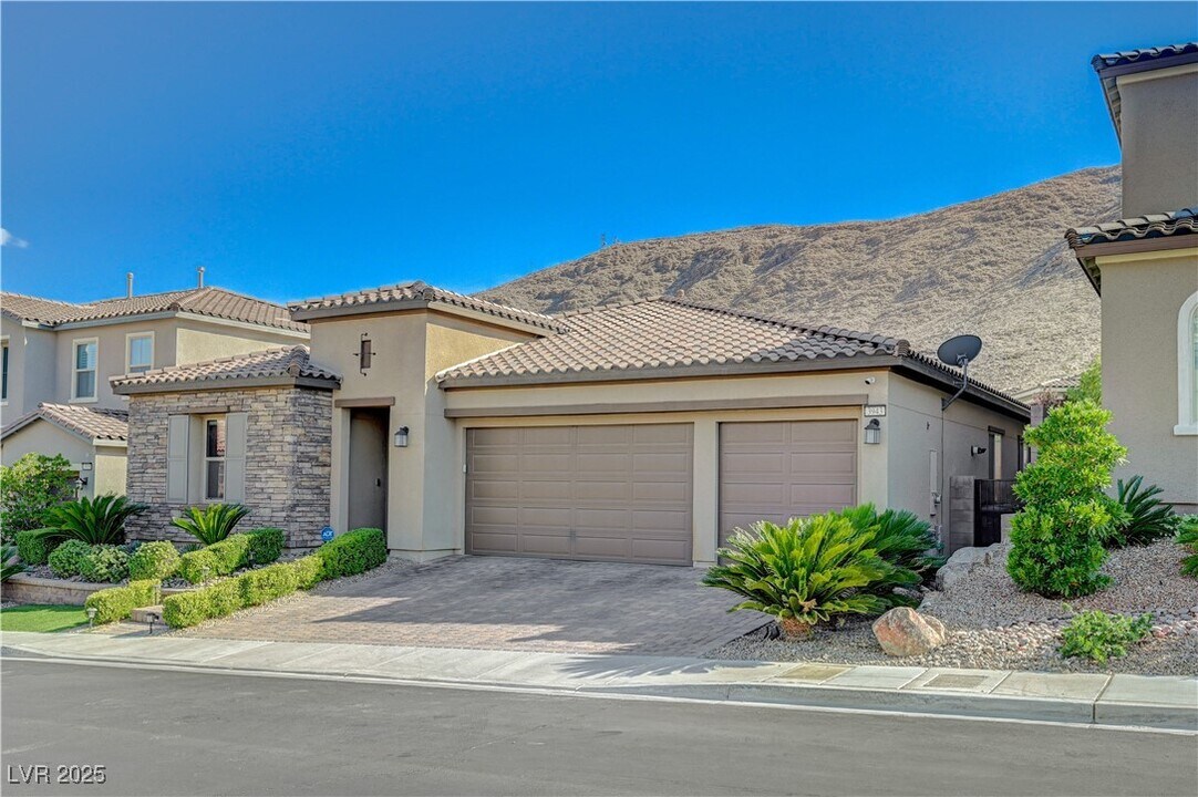 3943 Reyes Ave in Las Vegas, NV - Building Photo