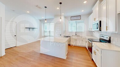 10116 Revere Dr in Providence Village, TX - Building Photo - Building Photo