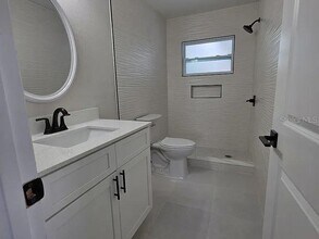 3128 Bay St in Sarasota, FL - Building Photo - Building Photo