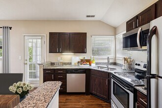 Austin Springs in Miamisburg, OH - Building Photo - Building Photo