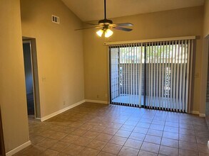 5549-5551 Aspenwood Ct in Citrus Heights, CA - Building Photo - Building Photo