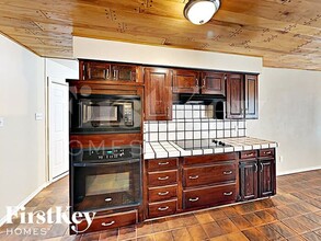 7701 Skylake Dr in Fort Worth, TX - Building Photo - Building Photo