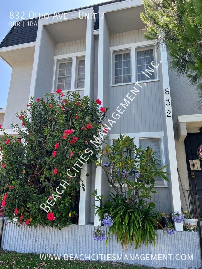 property at 832 Ohio Ave