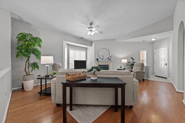 1121 Turtle Creek Rd, Unit 1121 Turtle Creek in Greenville, NC - Foto de edificio - Building Photo