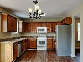 271 Waxberry Ct in Boiling Springs, SC - Foto de edificio - Building Photo