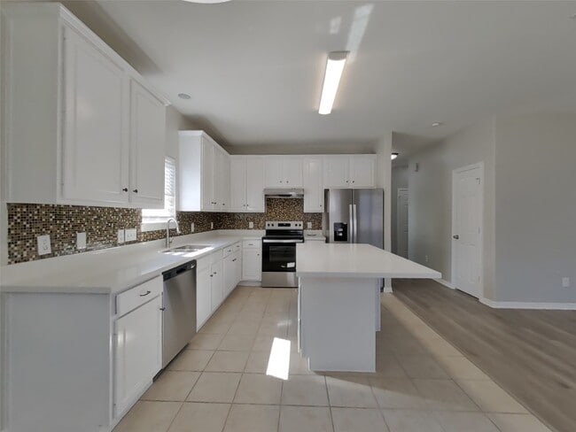 21214 Peachvine Ln in Tomball, TX - Building Photo - Building Photo