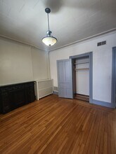 3044 6th Ave, Unit Apt. 1 in Troy, NY - Building Photo - Building Photo
