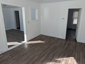 9 Turnpike Rd in Montague, MA - Building Photo - Building Photo