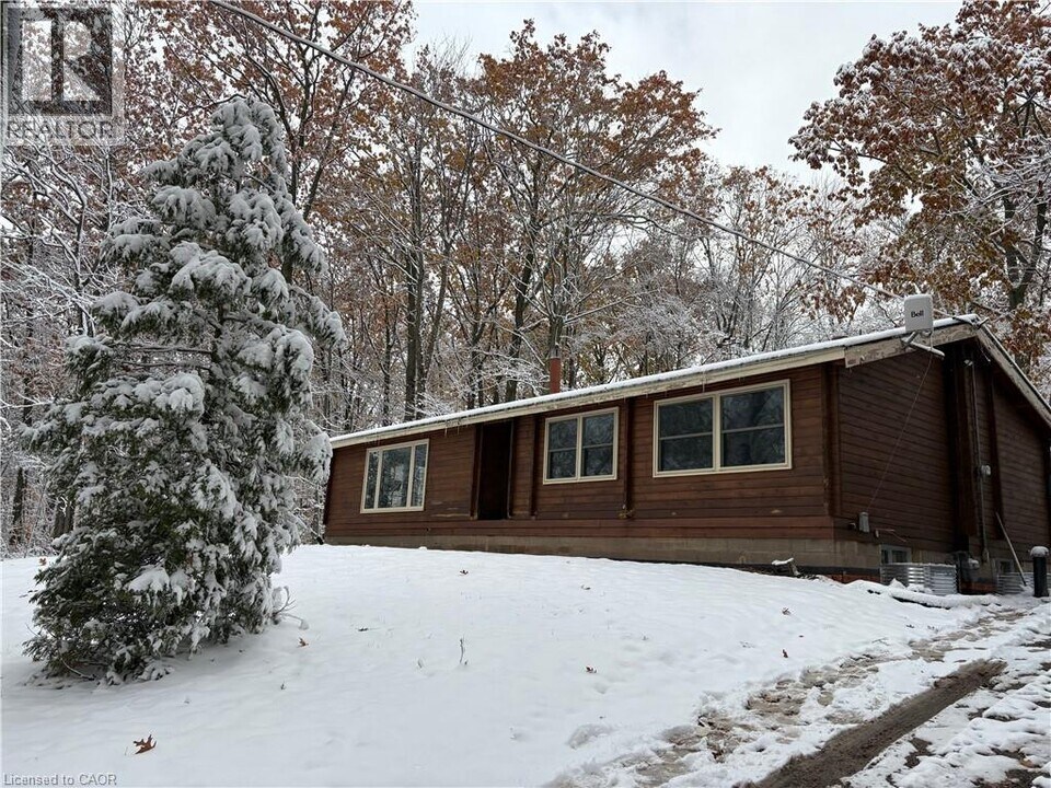 3431 Bethesda Rd in Lincoln, ON - Building Photo