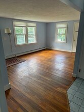 296 Central St in Auburn, MA - Building Photo - Building Photo