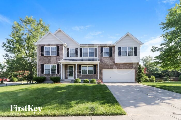 2 Pebblestone Ct in Milford, OH - Building Photo