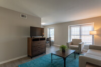 Mountain Ridge Apartments in Stuarts Draft, VA - Foto de edificio - Interior Photo