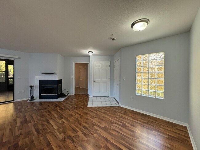 10150 Belle Rive Blvd in Jacksonville, FL - Building Photo - Building Photo