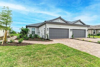 3117 Formia Ct in Lakewood Ranch, FL - Building Photo - Building Photo