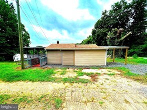 11291 Pine Hill Rd in King George, VA - Building Photo - Building Photo