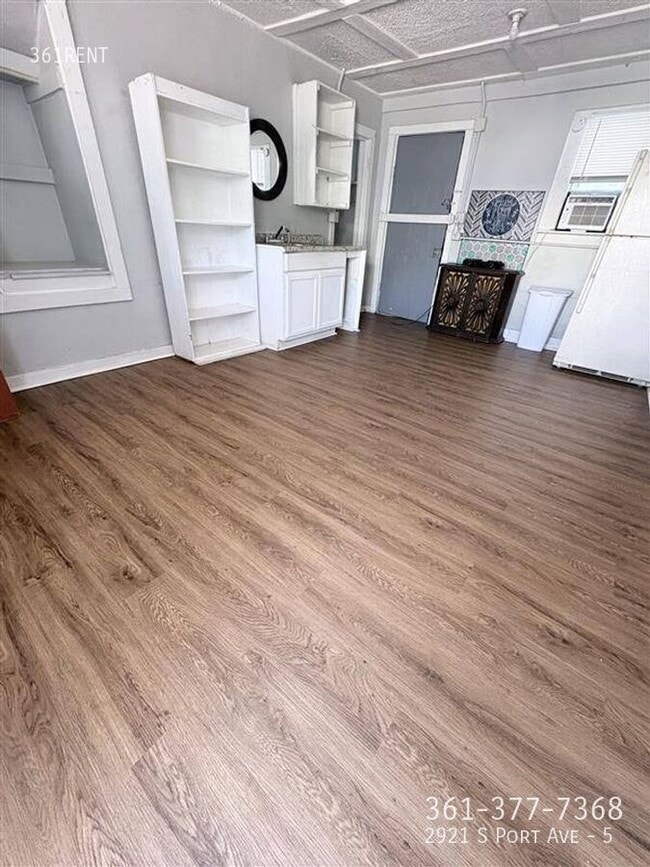 2921 S Port Ave in Corpus Christi, TX - Building Photo - Building Photo