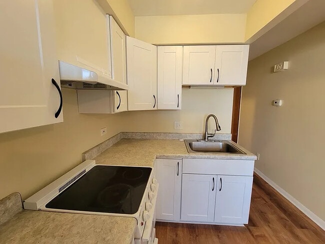 6151 W Belmont Ave in Chicago, IL - Building Photo - Building Photo