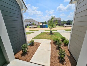 6013 Rizer Dr in Charlotte, NC - Building Photo - Building Photo