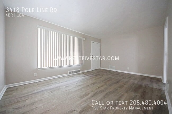 3418 Pole Line Rd in Pocatello, ID - Building Photo - Building Photo
