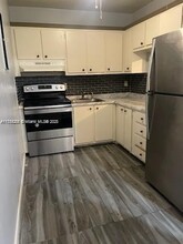 2917 Plunkett St in Hollywood, FL - Building Photo - Building Photo