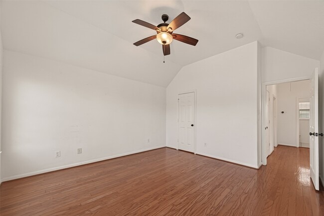 property at 218 Plaza Del Sol Park