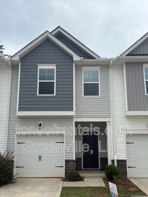 312 Highline Trl