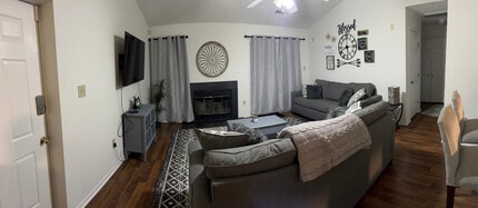 7701 Flannagan Ct, Unit 5 in Richmond, VA - Foto de edificio - Building Photo