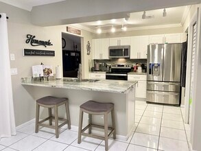 480 Azure Ave in Wellington, FL - Building Photo - Building Photo