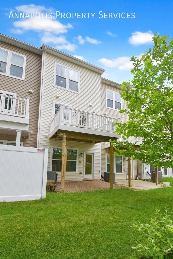 property at 2818 Etley Ct