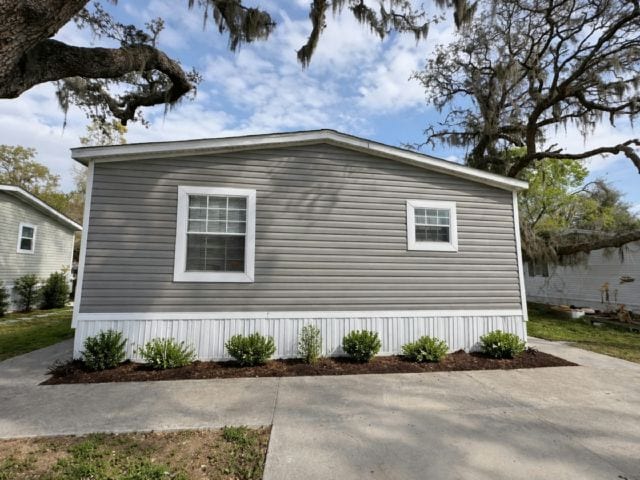 property at 9704 Linda Pl