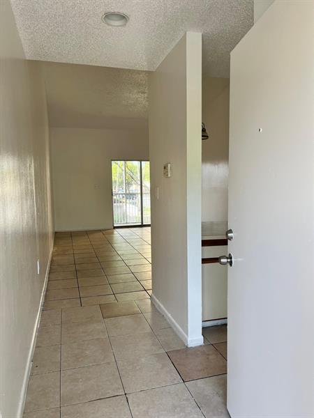 8030 SW 21st Ct in Miramar, FL - Building Photo - Building Photo