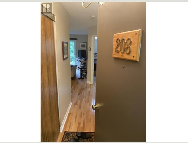 573 Armstrong Rd in Kingston, ON - Building Photo - Building Photo