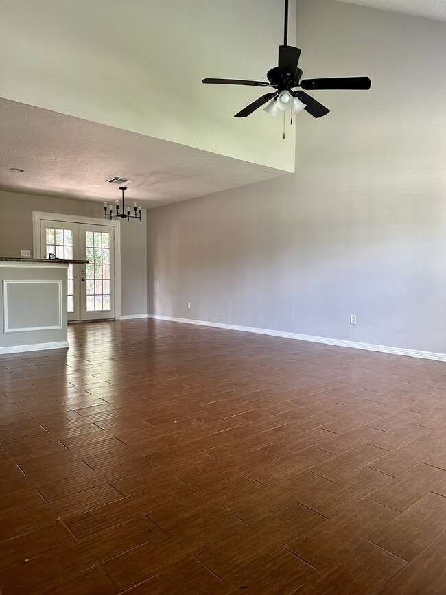1109 Byrdsong Ct in Conroe, TX - Building Photo - Building Photo