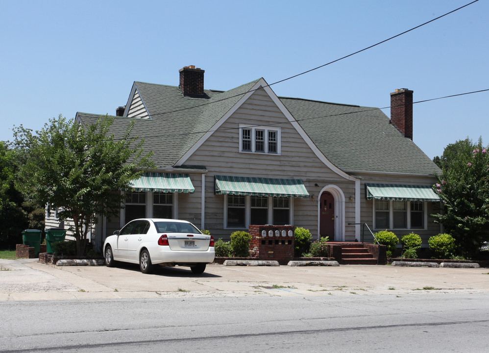 88 W Athens St in Winder, GA - Foto de edificio