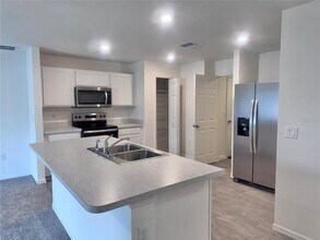 76 Pine Cir Dr in Palm Coast, FL - Building Photo - Building Photo