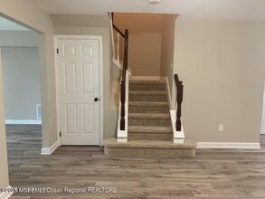 248 Larchwood Ct in Howell, NJ - Building Photo - Building Photo