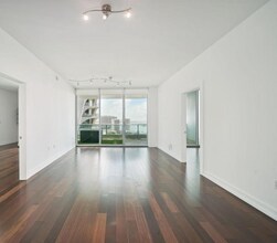 900 Biscayne Blvd, Unit 2908 in Miami, FL - Foto de edificio - Building Photo