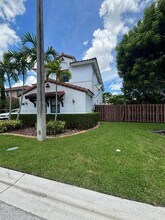 9713 NW 8th Terrace in Miami, FL - Building Photo - Building Photo