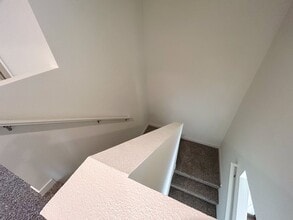 821 Congaree Ln in Redding, CA - Building Photo - Building Photo