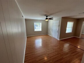 2227 Winthrop Dr in Dallas, TX - Building Photo - Building Photo
