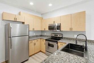 1501 Front St, Unit 442 in San Diego, CA - Foto de edificio - Building Photo