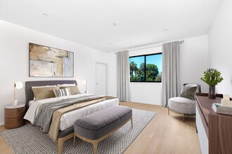 2017 S Redondo Blvd in Los Angeles, CA - Building Photo - Building Photo