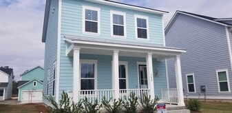302 Julian Hamlet in Summerville, SC - Building Photo